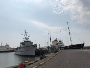 33865513_2066040433721982_4170591571458129920_n