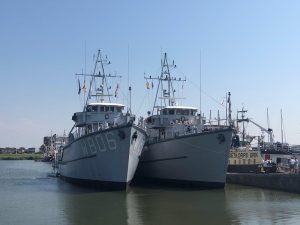 37630456_2115680705424621_1671007926166224896_n